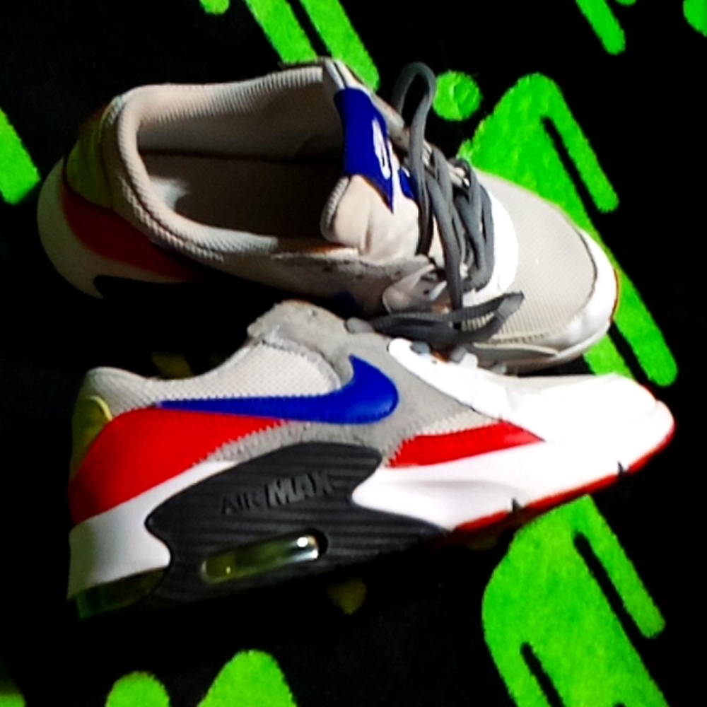 Nike shoes